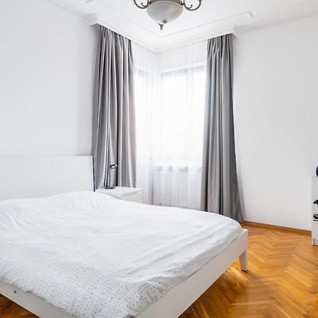 סופיה Vitosha Str 2Bd White & Blue Apt By Flat Mаnager מראה חיצוני תמונה
