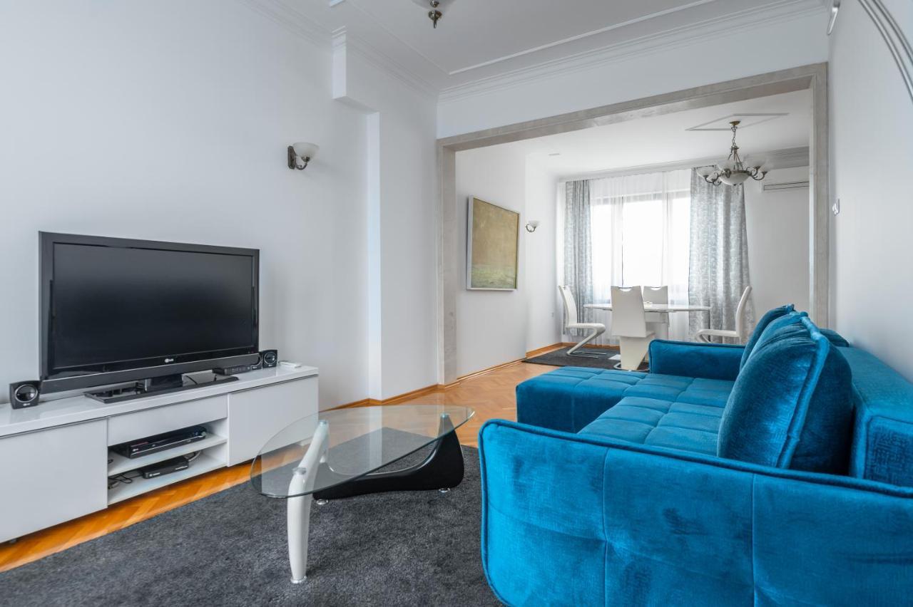 סופיה Vitosha Str 2Bd White & Blue Apt By Flat Mаnager מראה חיצוני תמונה