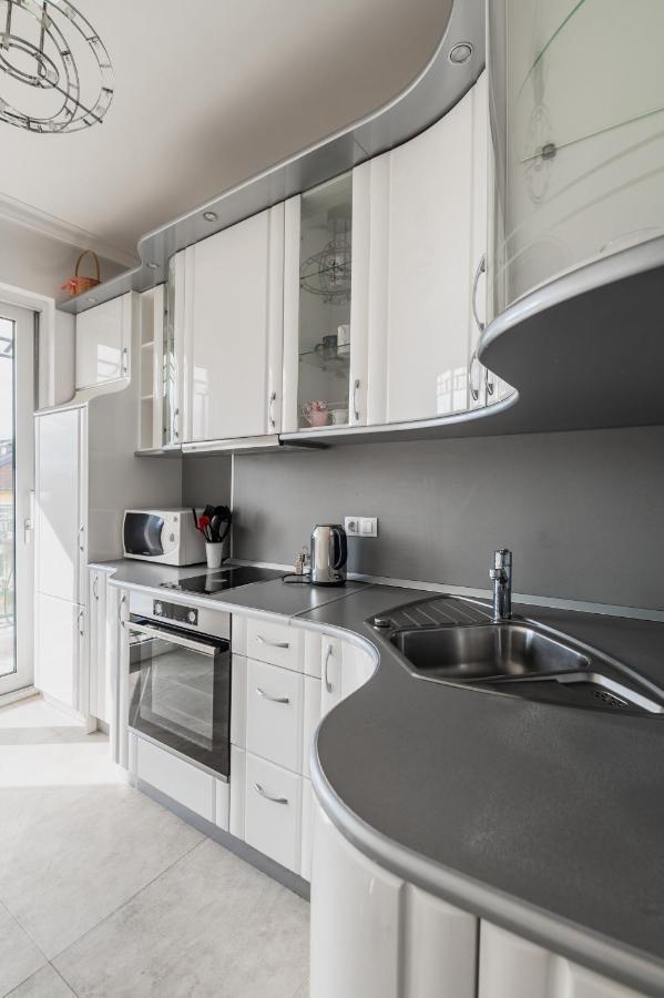 סופיה Vitosha Str 2Bd White & Blue Apt By Flat Mаnager מראה חיצוני תמונה